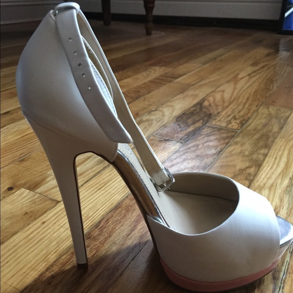 Aldo white peep toe platform heel - Picture 2 of 4