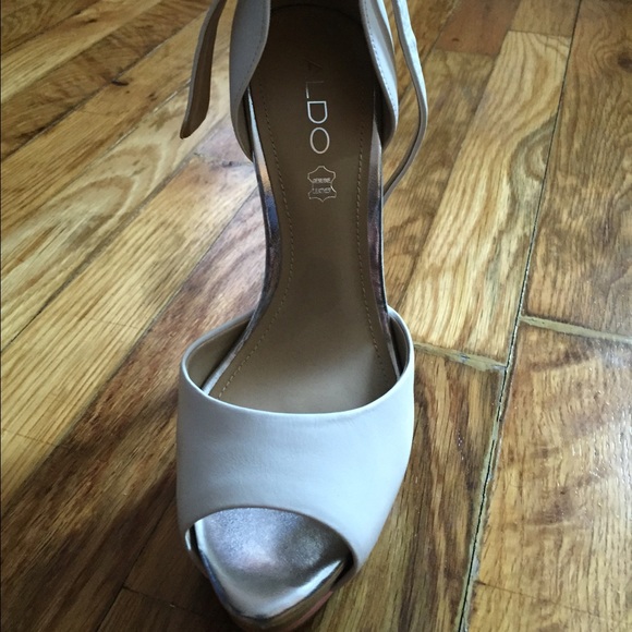 Aldo white peep toe platform heel - Picture 4 of 4