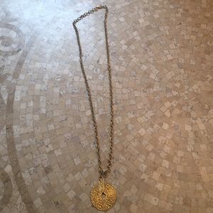 Express gold pendant necklace
