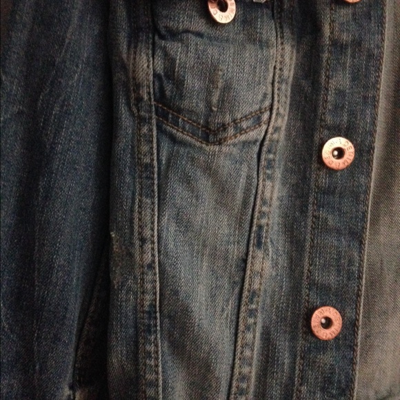 🚫SOLD🚫 NWOT denim jacket - Picture 2 of 4
