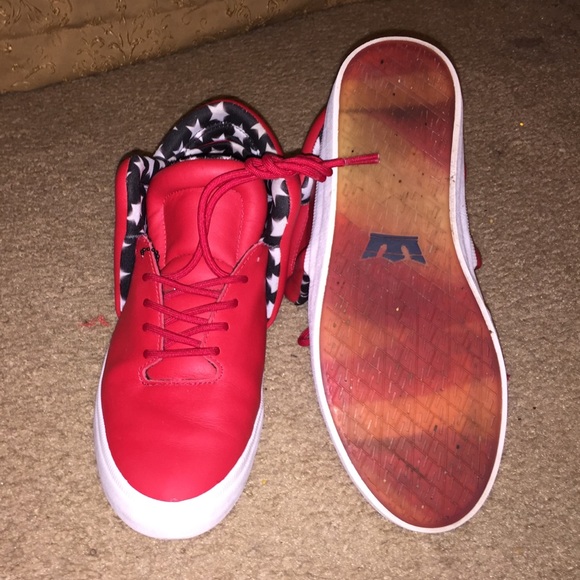 Supra - Picture 2 of 3