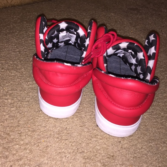 Supra - Picture 3 of 3