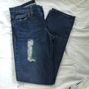 Levi's distressed boyfriend jeans