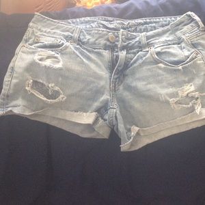 American eagle distressed shorts