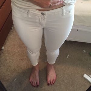 White cropped stretch jeans