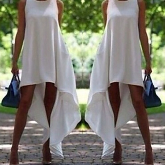 Dresses & Skirts - New feminine white dress🌸sale price💕host pick