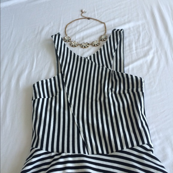 Hollister Dress - Picture 3 of 3