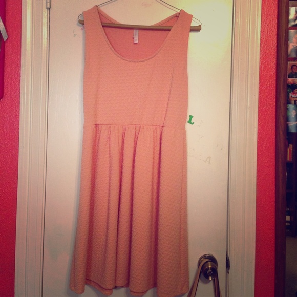 Light coral flowy dress. Perfect for the summer