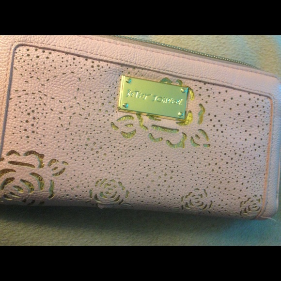 Betsey Johnson wallet