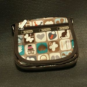 Small cross body bag