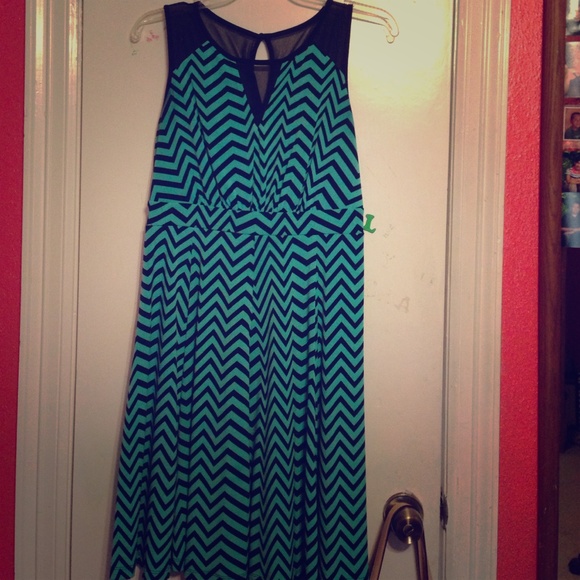 Flowy chevron dress