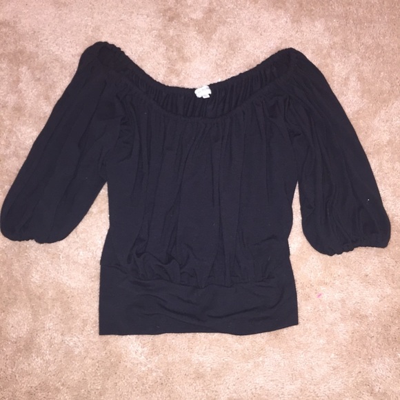 Black crop top