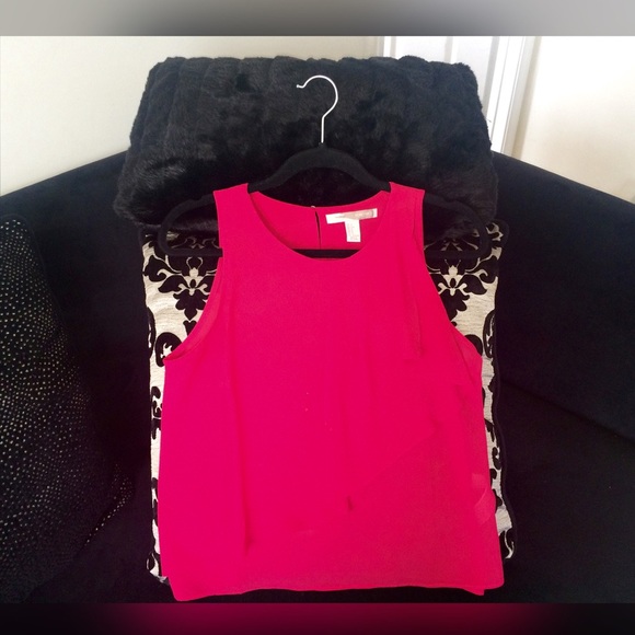 🌺 Fushia cute/classy top