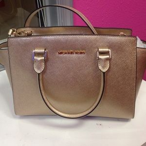 Micheal Kors Selma