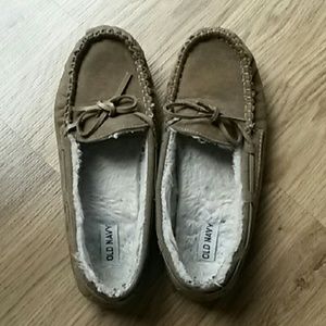 Chesnut brown moccasins