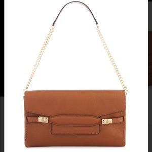 Henri Bendel Carlyle