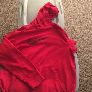 Nike therma fit hoodie