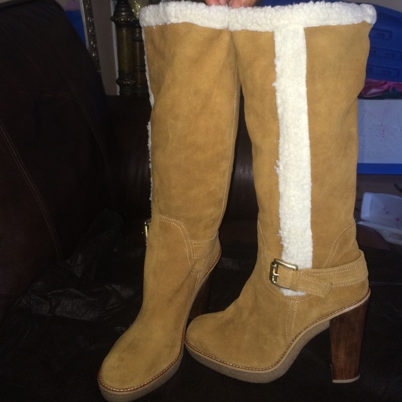 Michael Kors Boots - Picture 1 of 4