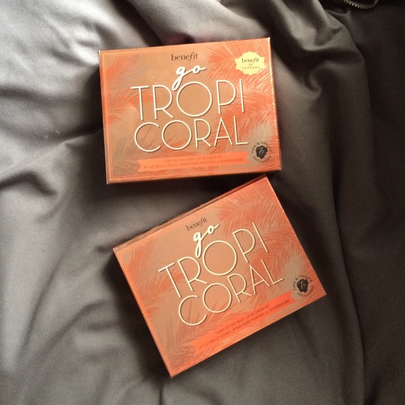 Benefit Cosmetics Go Tropi Coral Lip & Cheek Kit