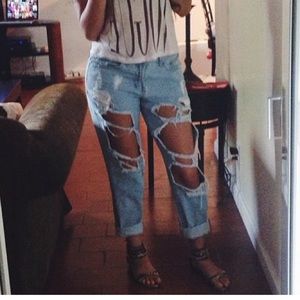 Reverse Distressed Boyfriend jeans