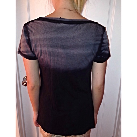 Obey Top - Picture 2 of 3