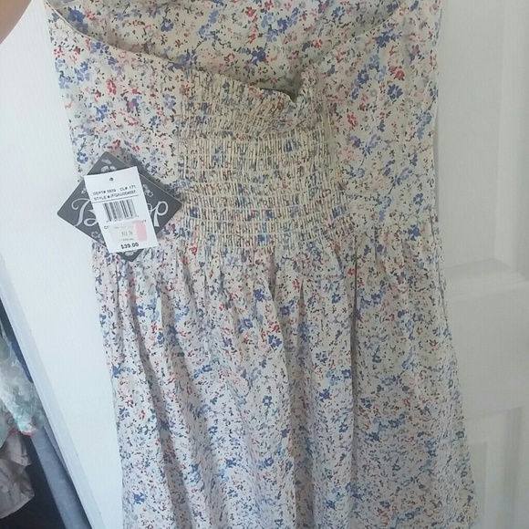 Sundress - Picture 2 of 3