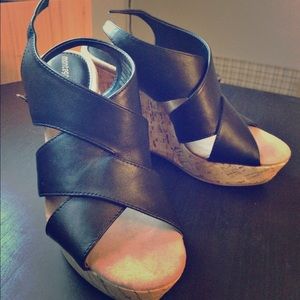 NWOT Super cute wedges!