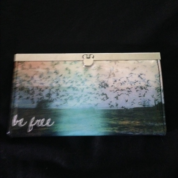 Wallet - Picture 1 of 1