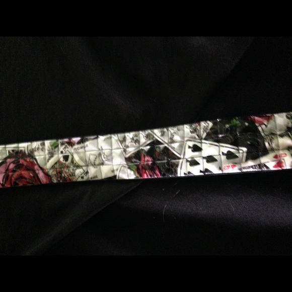 Alice in wonderland belt