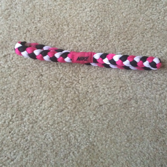 Nike headband