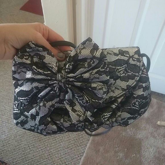 Dressy hand bag