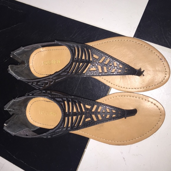 Tribal cut forever 21 sandals