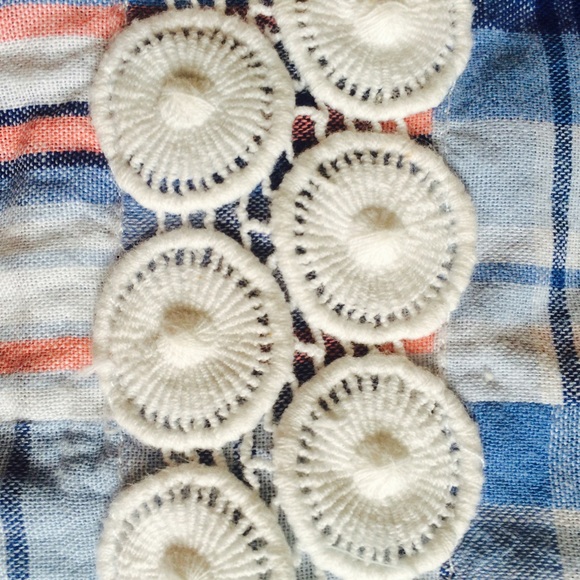 Vineyard vines skirt - Picture 2 of 3