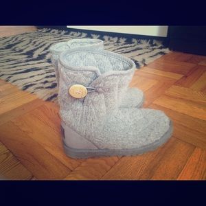 Gray Uggs