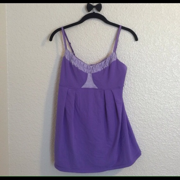 Lululemon tank
