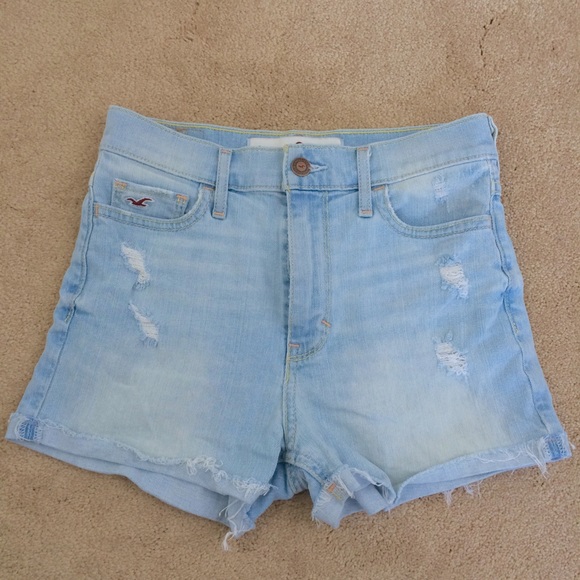 Hollister High Waisted Shorts - Picture 4 of 4