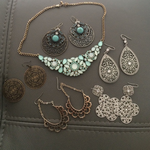 PacSun Accessories - jewelery bundle