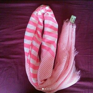 AERO Coral Scarf/Wrap