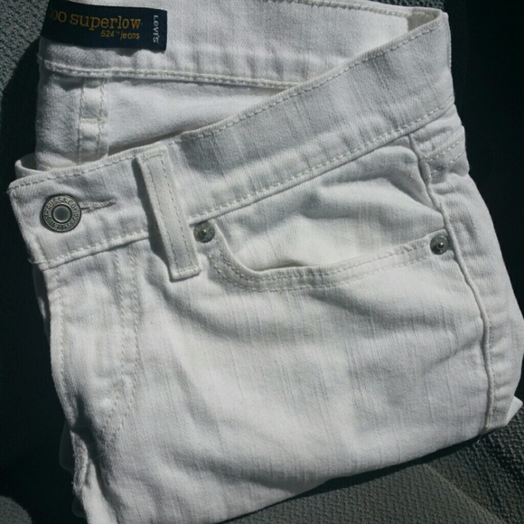 💥SALE💥 Levi's too superlow 524 jeans