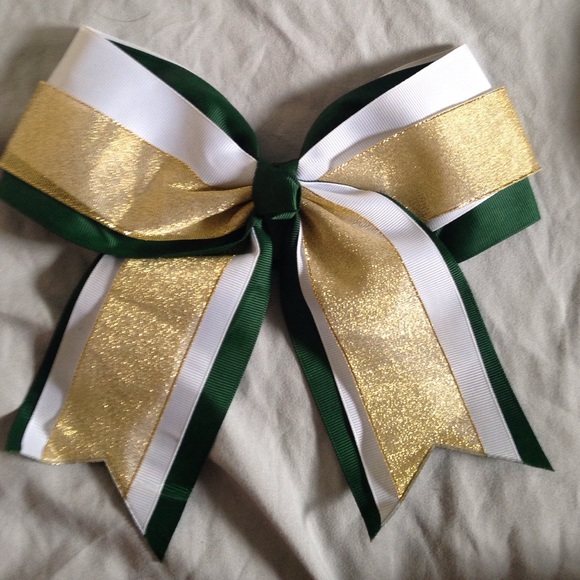 Cheer bow
