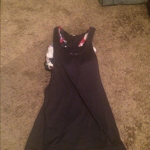 Lululemon workout top
