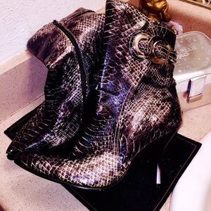 Blossom Collection Snake Skin Pattern Boots 8 1/2