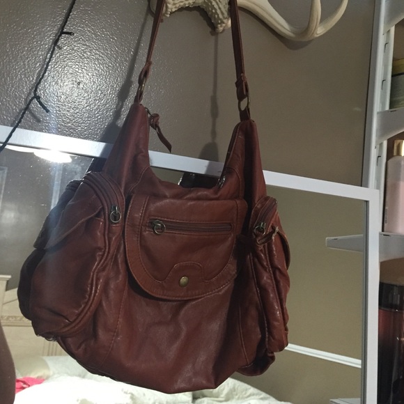 Brown shoulder bag