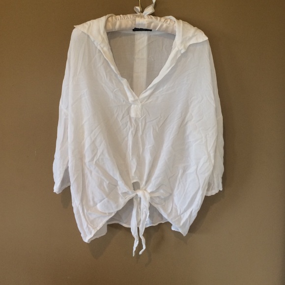 Brandy Melville Tops - White blouse