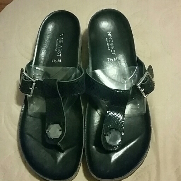 Black sandal