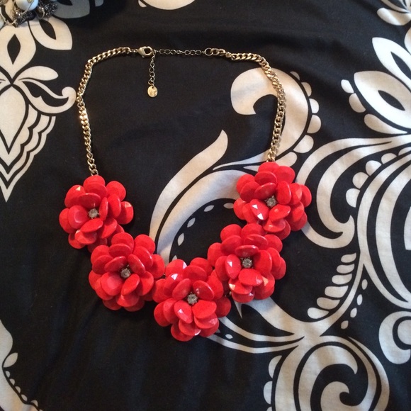 Flower necklace