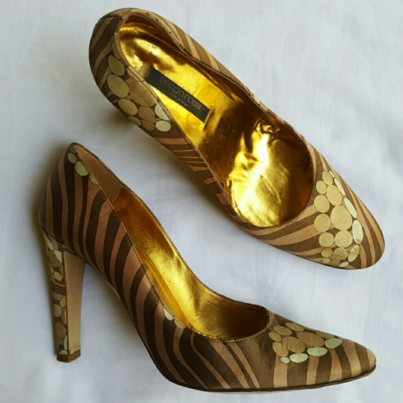 Vintage pumps