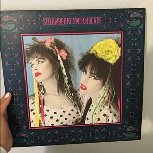 Strawberry Switchblade record!