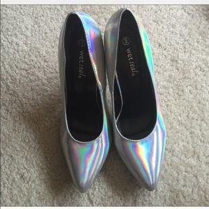 Holographic heels for @me0wley