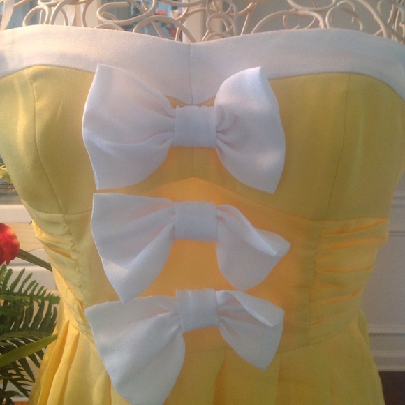 Yellow Designer Top - Picture 2 of 4
